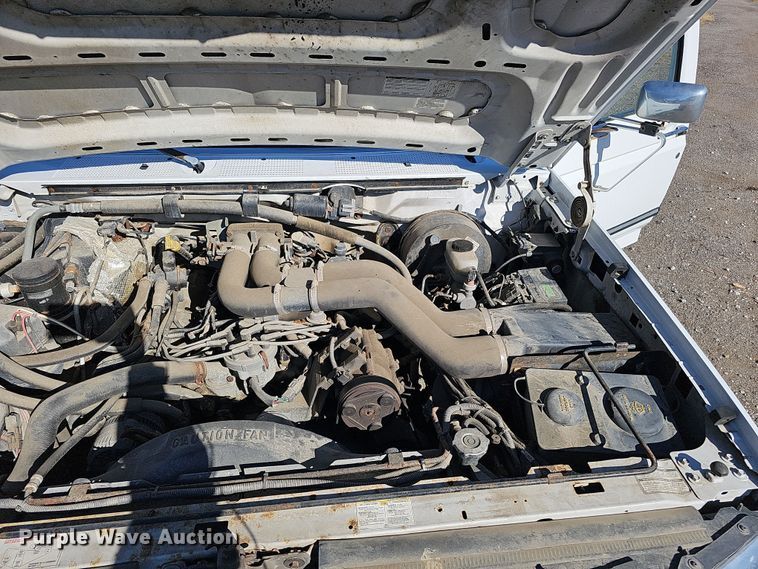 image for item IO9767 1997 Ford F250HD SuperCab pickup truck