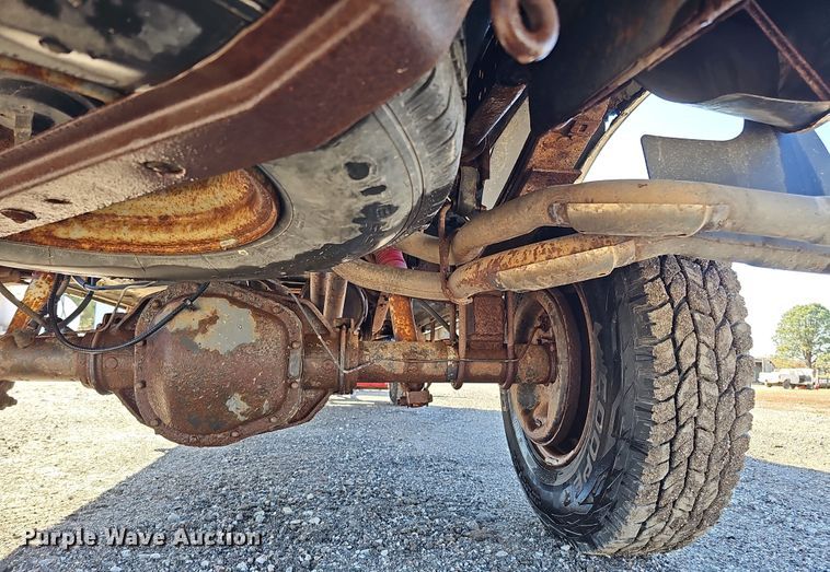 image for item IO9767 1997 Ford F250HD SuperCab pickup truck