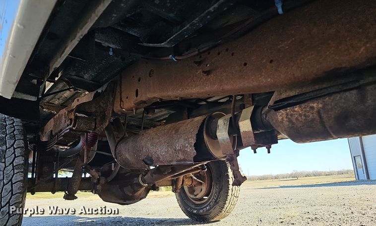 image for item IO9767 1997 Ford F250HD SuperCab pickup truck