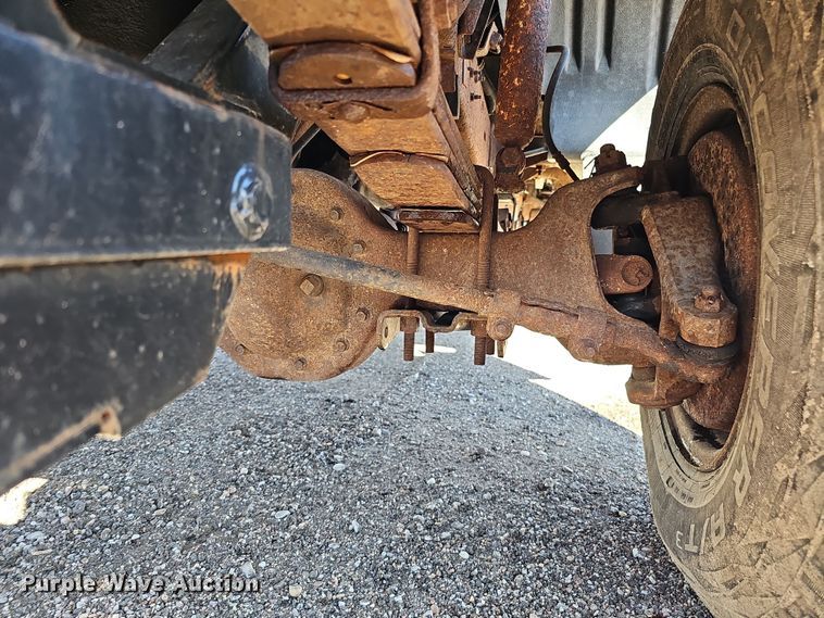 image for item IO9767 1997 Ford F250HD SuperCab pickup truck