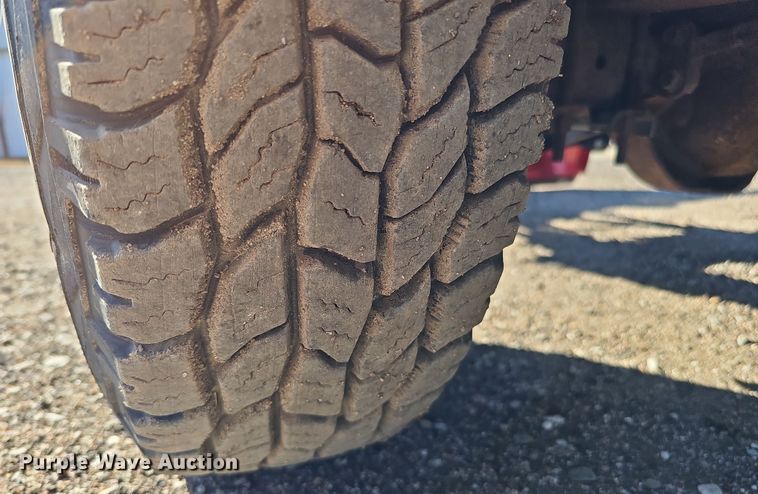 image for item IO9767 1997 Ford F250HD SuperCab pickup truck