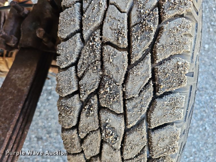 image for item IO9767 1997 Ford F250HD SuperCab pickup truck