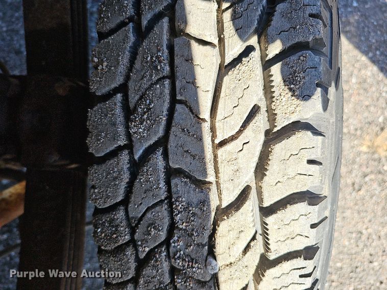 image for item IO9767 1997 Ford F250HD SuperCab pickup truck