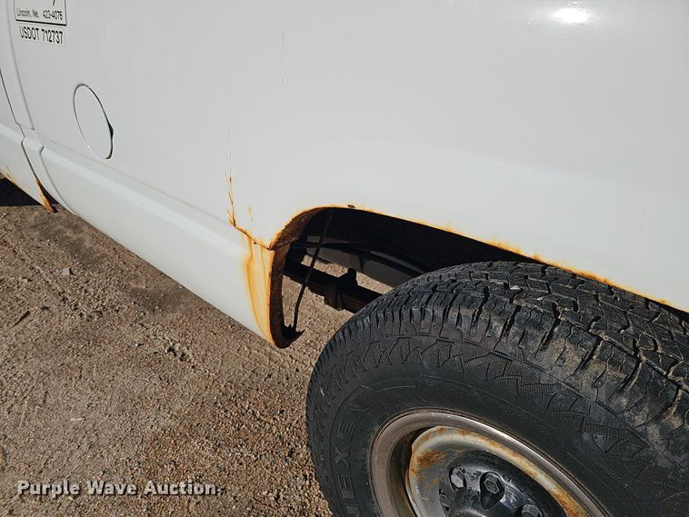 image for item IO9768 1994 Chevrolet K2500 pickup truck