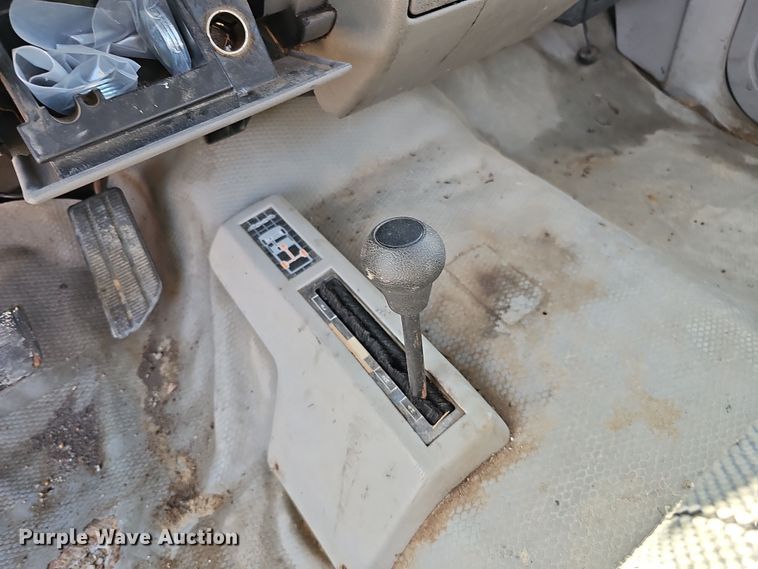 image for item IO9768 1994 Chevrolet K2500 pickup truck