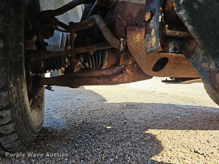 image for item IO9768 1994 Chevrolet K2500 pickup truck