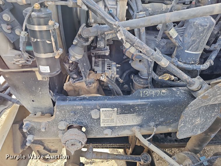 image for item IO9769 2007 Mack CV713 Granite semi truck