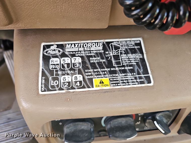 image for item IO9769 2007 Mack CV713 Granite semi truck