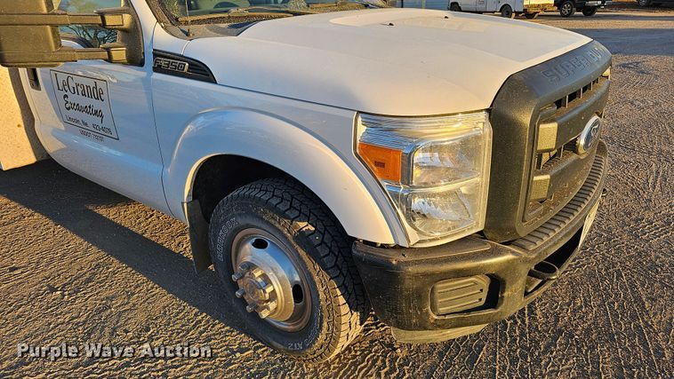 image for item IO9770 2011 Ford F350 Super Duty XL utility bed pickup truck