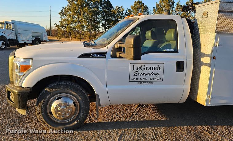 image for item IO9770 2011 Ford F350 Super Duty XL utility bed pickup truck