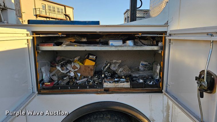 image for item IO9770 2011 Ford F350 Super Duty XL utility bed pickup truck