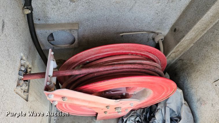 image for item IO9770 2011 Ford F350 Super Duty XL utility bed pickup truck