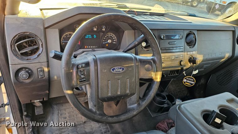 image for item IO9770 2011 Ford F350 Super Duty XL utility bed pickup truck