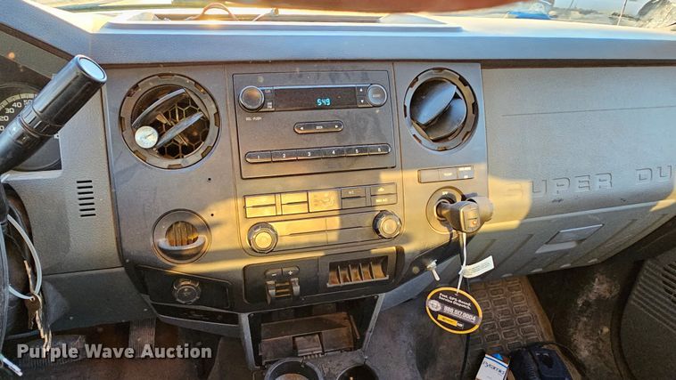 image for item IO9770 2011 Ford F350 Super Duty XL utility bed pickup truck