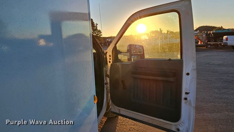 image for item IO9770 2011 Ford F350 Super Duty XL utility bed pickup truck