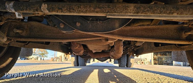 image for item IO9770 2011 Ford F350 Super Duty XL utility bed pickup truck