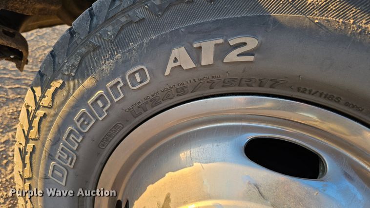 image for item IO9770 2011 Ford F350 Super Duty XL utility bed pickup truck