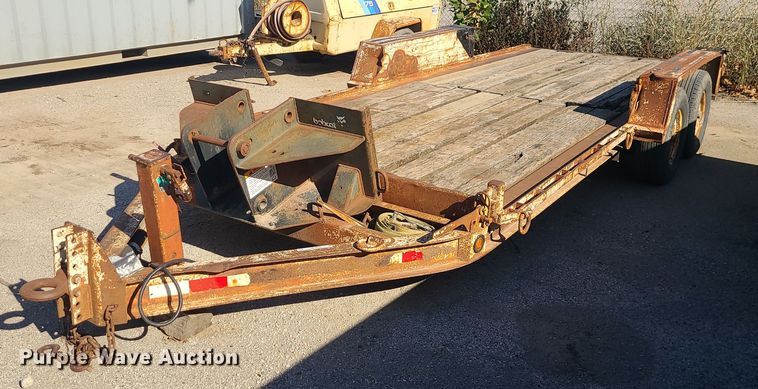image for item DI3028 2000 Towmaster  equipment trailer