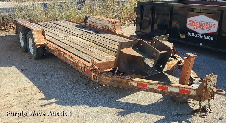 image for item DI3028 2000 Towmaster  equipment trailer