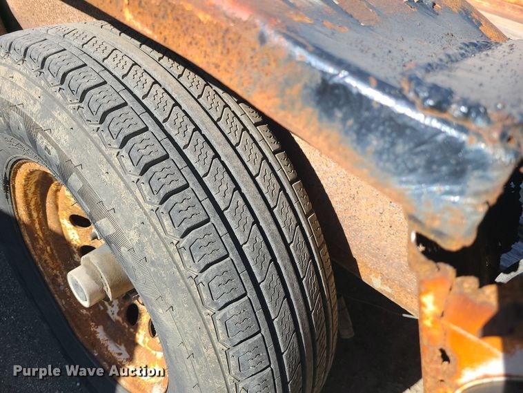 image for item DI3028 2000 Towmaster  equipment trailer