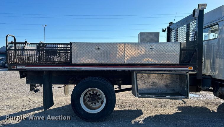 image for item DJ6377 2000 International 4700  flatbed truck