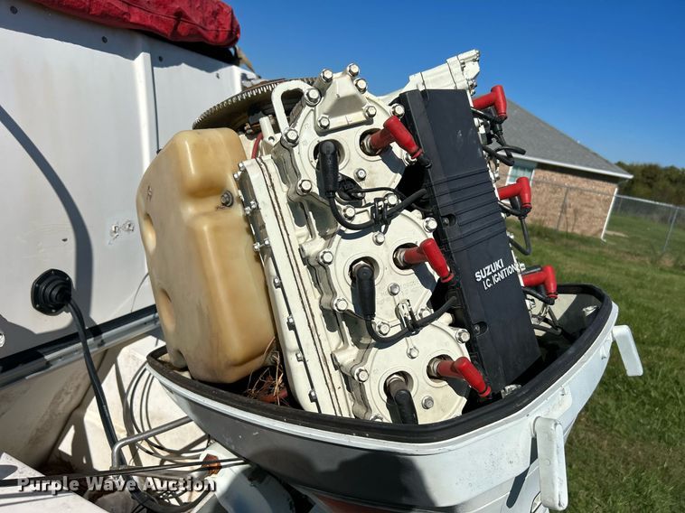 image for item DJ6430 1991  Angler Fun 'n' Sun Cruiser boat