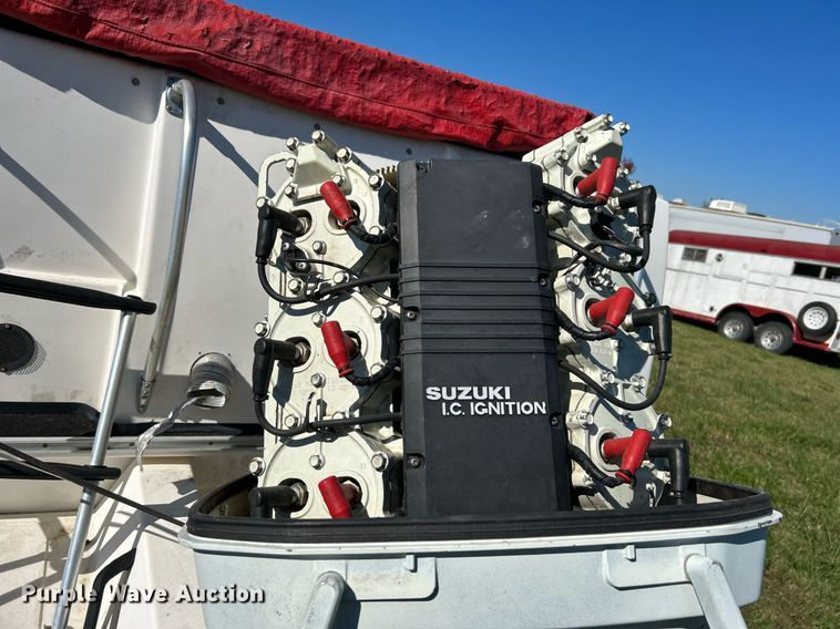 image for item DJ6430 1991  Angler Fun 'n' Sun Cruiser boat