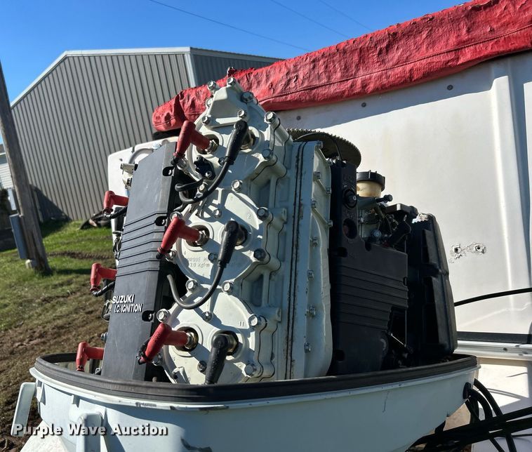 image for item DJ6430 1991  Angler Fun 'n' Sun Cruiser boat