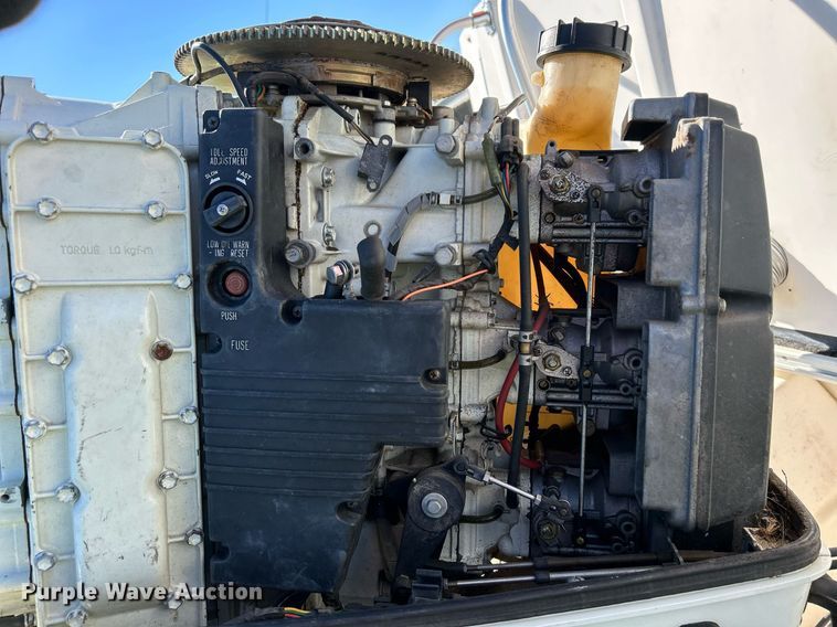 image for item DJ6430 1991  Angler Fun 'n' Sun Cruiser boat