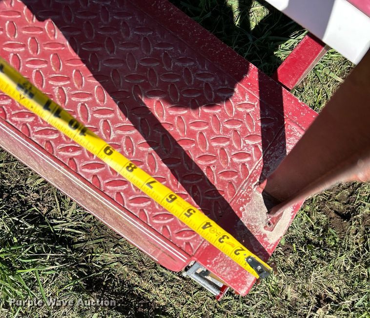 image for item DJ6430 1991  Angler Fun 'n' Sun Cruiser boat