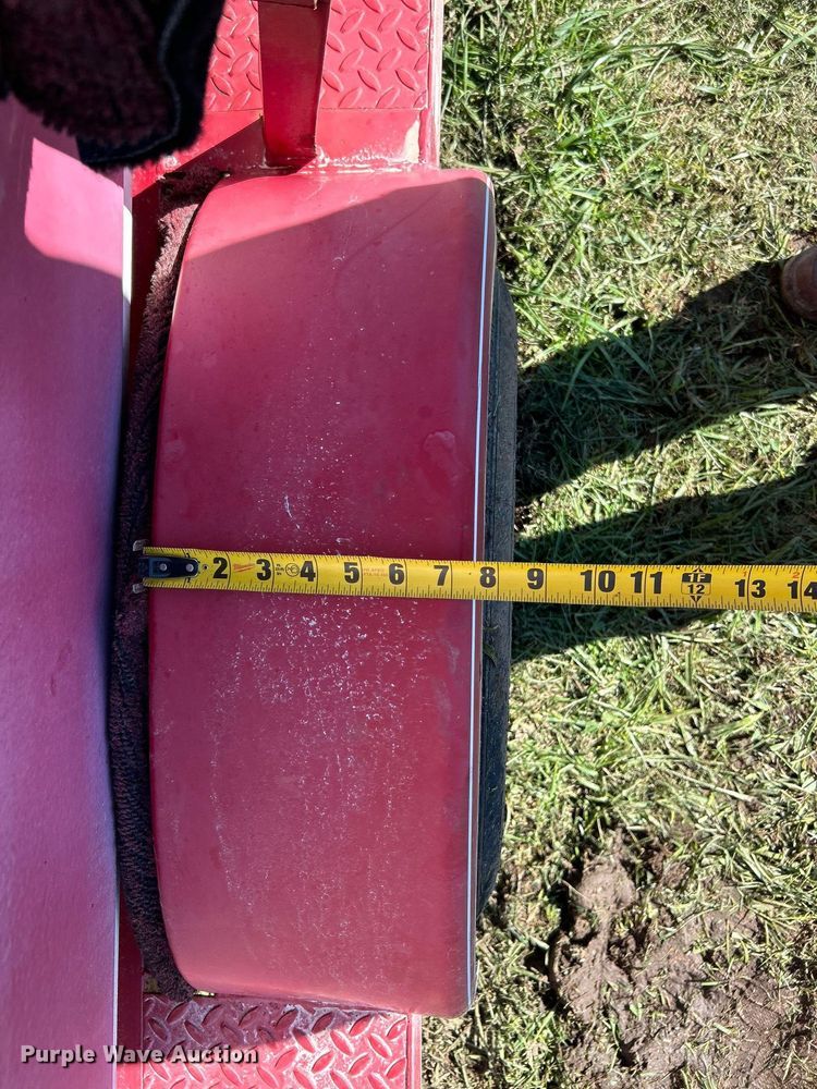 image for item DJ6430 1991  Angler Fun 'n' Sun Cruiser boat