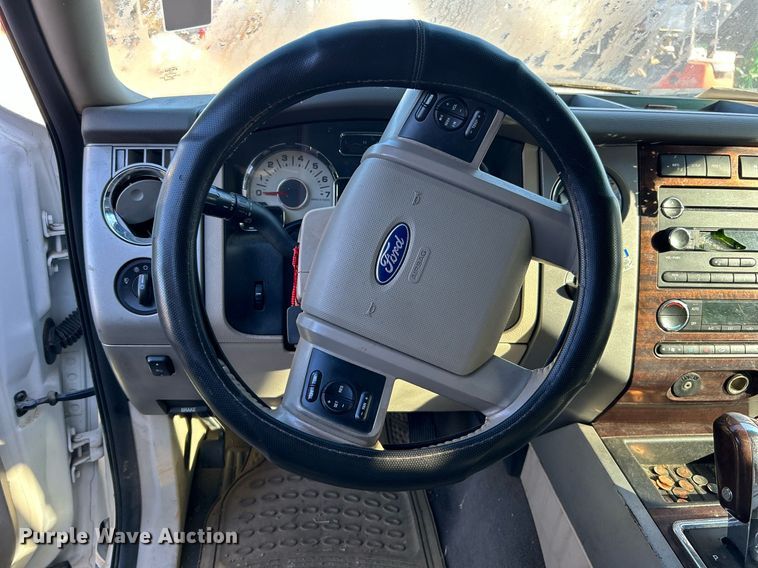 image for item DJ6459 2008 Ford Expedition  SUV