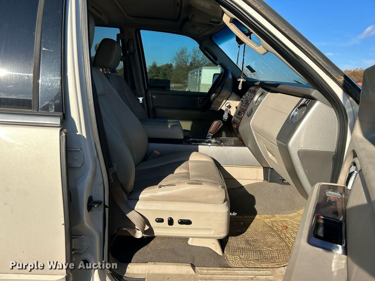 image for item DJ6459 2008 Ford Expedition  SUV