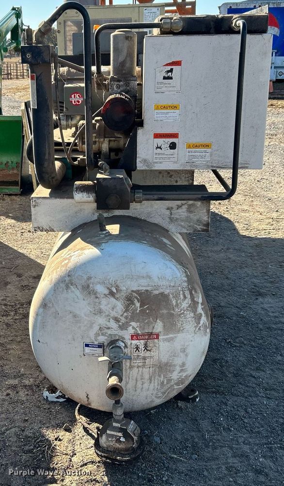 image for item DJ6462 (2) Ingersoll Rand air compressors