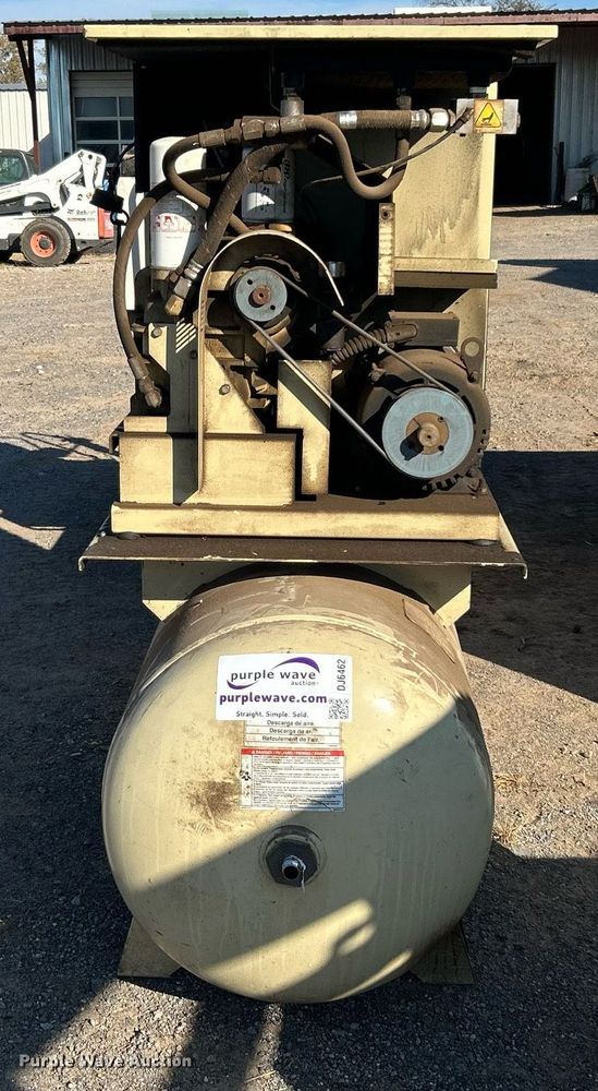 image for item DJ6462 (2) Ingersoll Rand air compressors