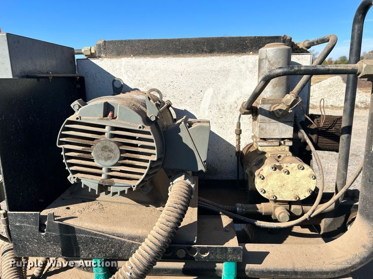 image for item DJ6462 (2) Ingersoll Rand air compressors