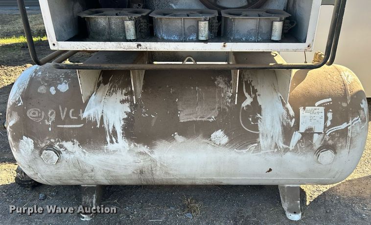 image for item DJ6462 (2) Ingersoll Rand air compressors