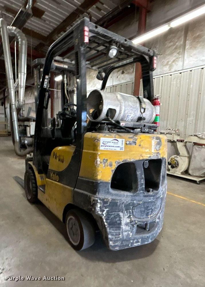 image for item DJ6463 2007 Yale GLC060VXNVSE088  forklift