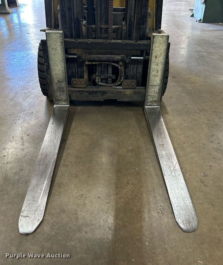 image for item DJ6463 2007 Yale GLC060VXNVSE088  forklift