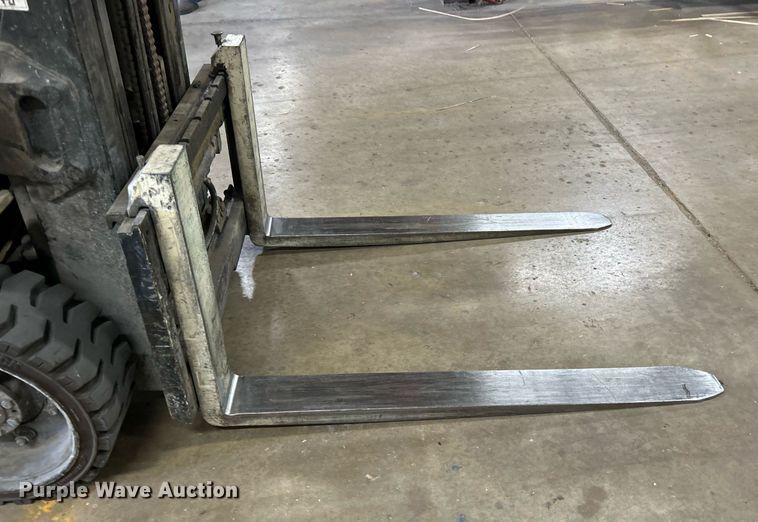 image for item DJ6463 2007 Yale GLC060VXNVSE088  forklift