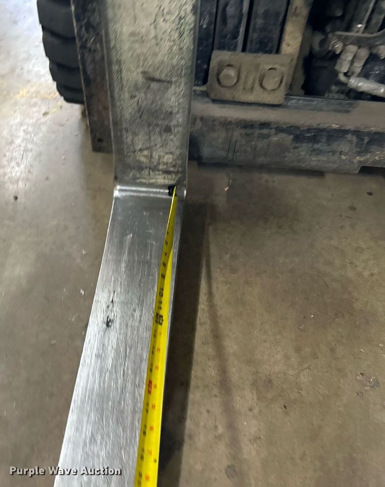 image for item DJ6463 2007 Yale GLC060VXNVSE088  forklift