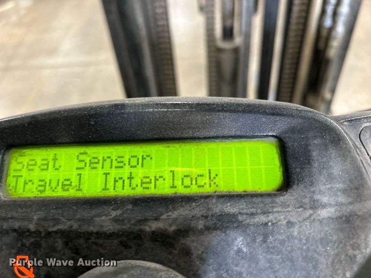 image for item DJ6463 2007 Yale GLC060VXNVSE088  forklift