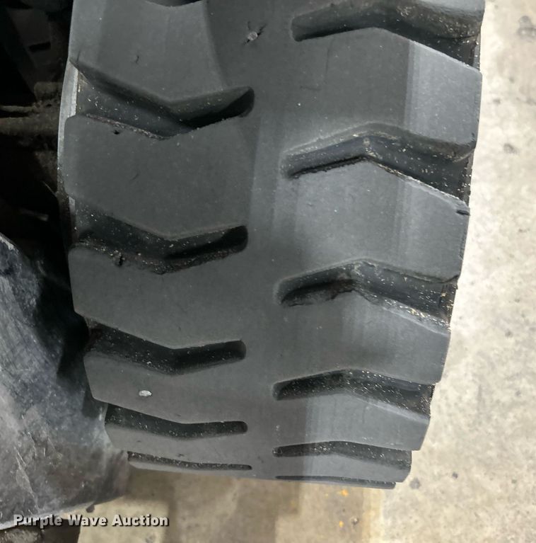 image for item DJ6463 2007 Yale GLC060VXNVSE088  forklift