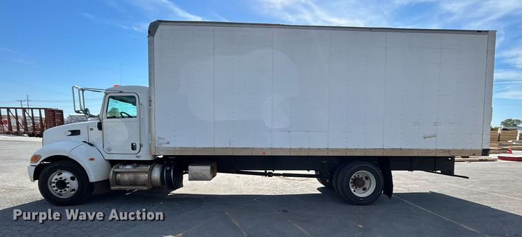 image for item DJ6464 2016 Peterbilt 330  box truck