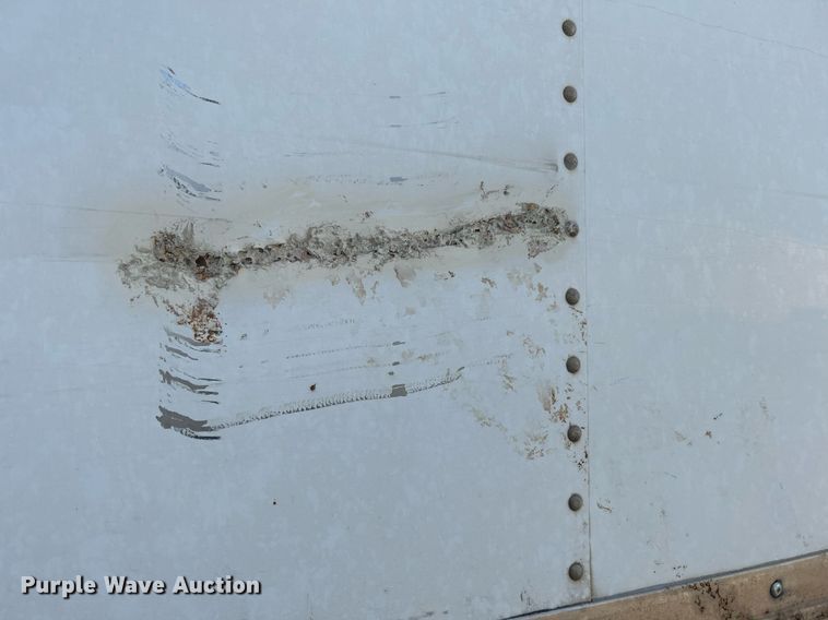 image for item DJ6464 2016 Peterbilt 330  box truck