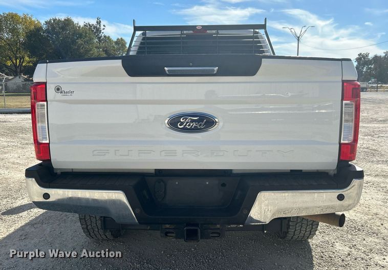 image for item DJ6465 2017 Ford F250 Super Duty XL  SuperCab pickup truck