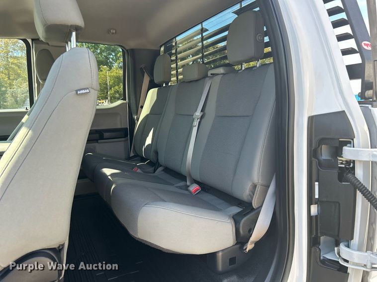 image for item DJ6465 2017 Ford F250 Super Duty XL  SuperCab pickup truck