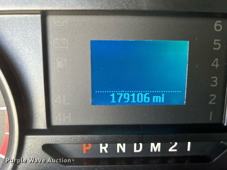 image for item DJ6465 2017 Ford F250 Super Duty XL  SuperCab pickup truck