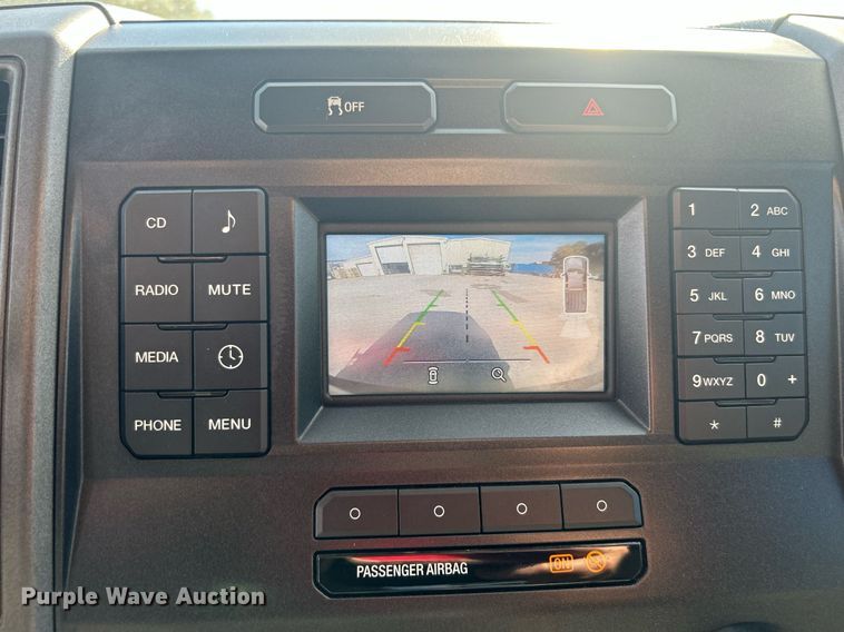 image for item DJ6465 2017 Ford F250 Super Duty XL  SuperCab pickup truck