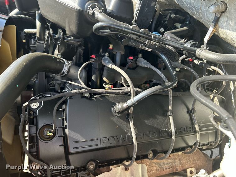 image for item DJ6465 2017 Ford F250 Super Duty XL  SuperCab pickup truck